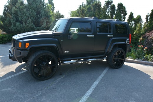 ������ ������������ Hummer H3 ������� ����� � ��������