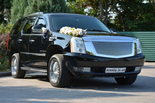 ������ ������� Cadilla� Escalade � ��������